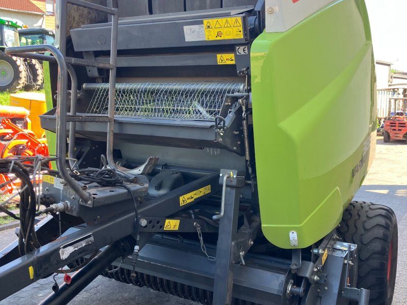 Claas Variant 385 RC