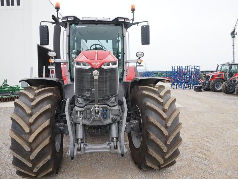 Massey Ferguson 8S.305 Dyna-VT