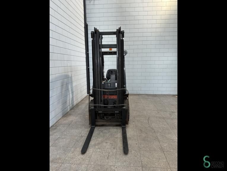 Forklifts Diesel Nissan FD25 2003