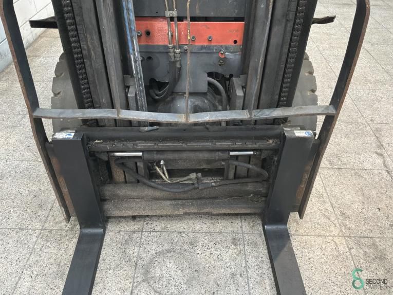 Forklifts Diesel Nissan FD25 2003