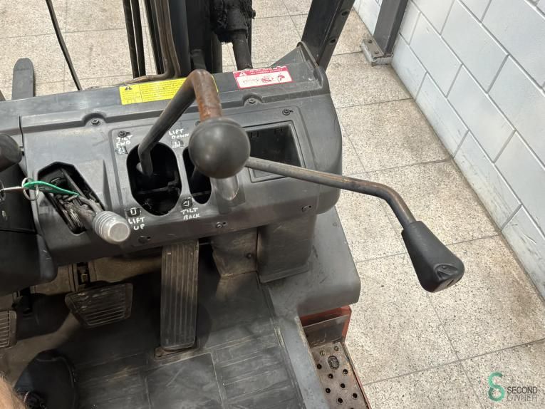 Forklifts Diesel Nissan FD25 2003