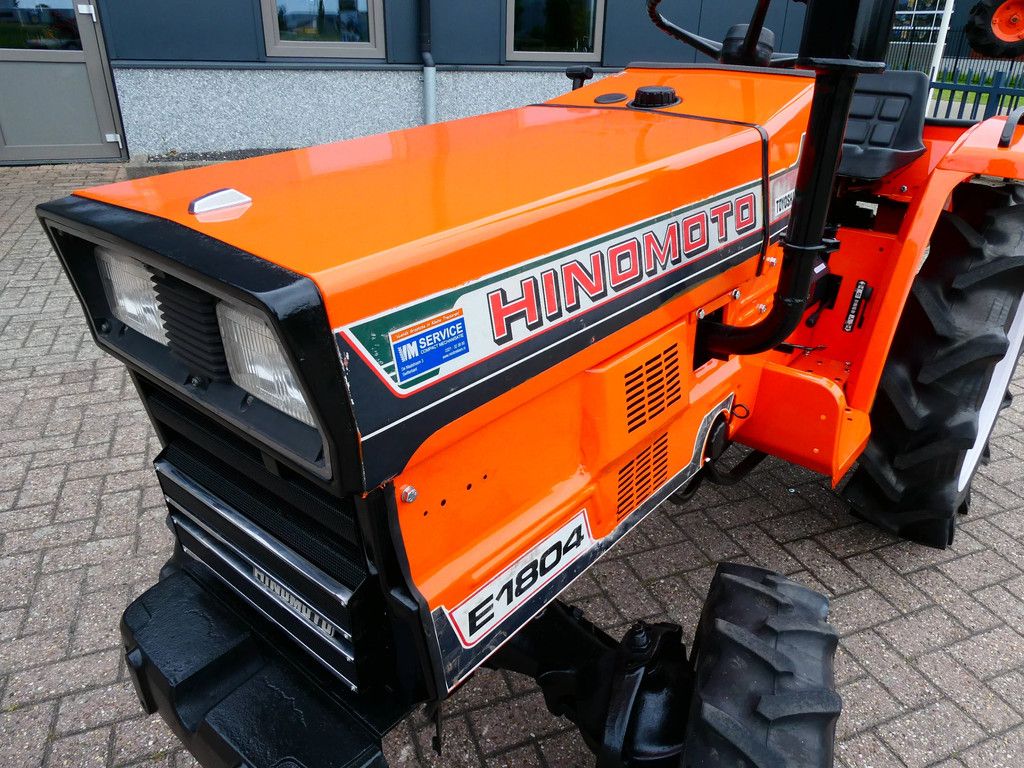 Hinomoto E1804 4wd / 1497 Draaiuren / Miditrekker