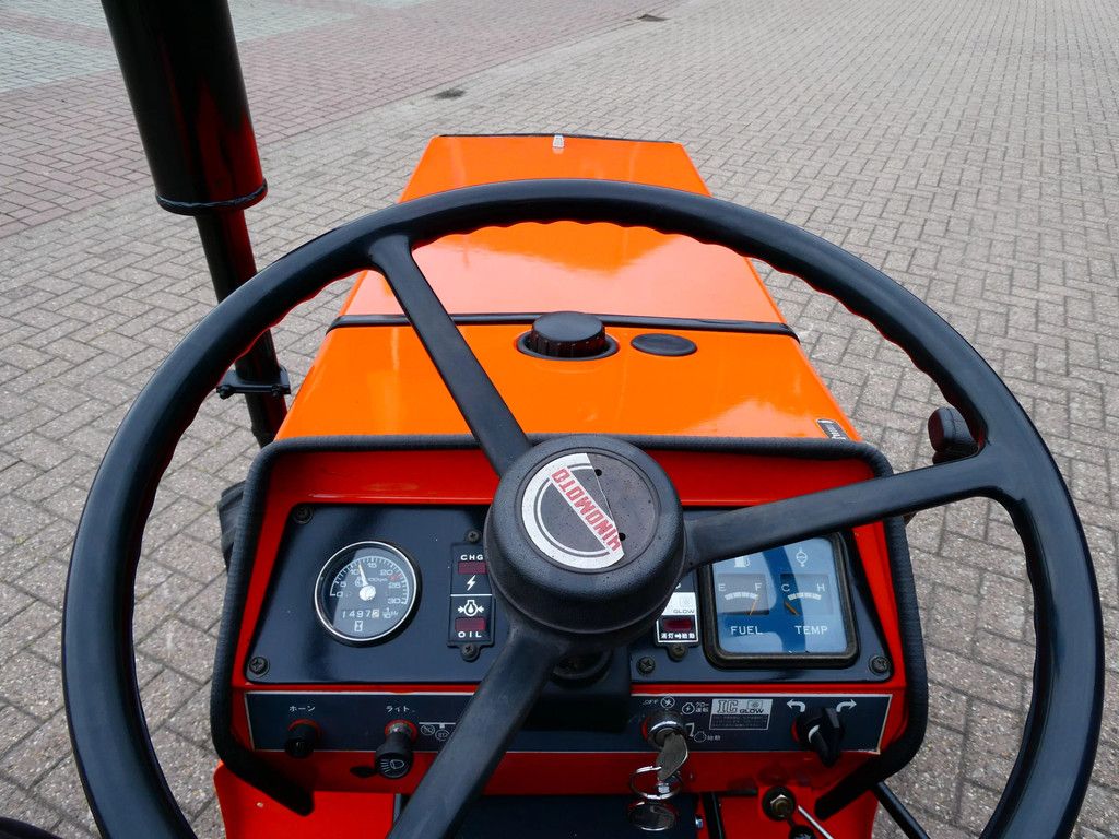 Hinomoto E1804 4wd / 1497 Draaiuren / Miditrekker