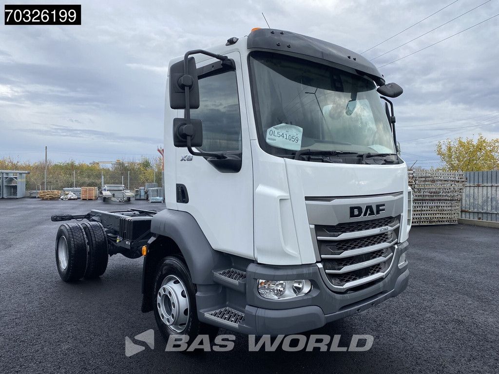 DAF XB 230 4X2 NEW! 16T chassis 326cm Manual Airco Euro 6