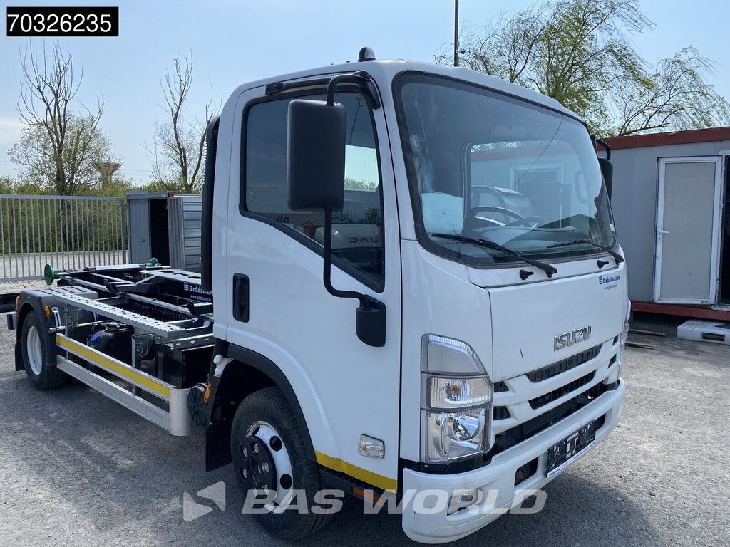 Isuzu M 27 4X2 NEW! 3,5T Skibici skiploader 330cm Euro 6