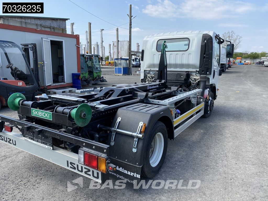 Isuzu M 27 4X2 NEW! 3,5T Skibici skiploader 330cm Euro 6