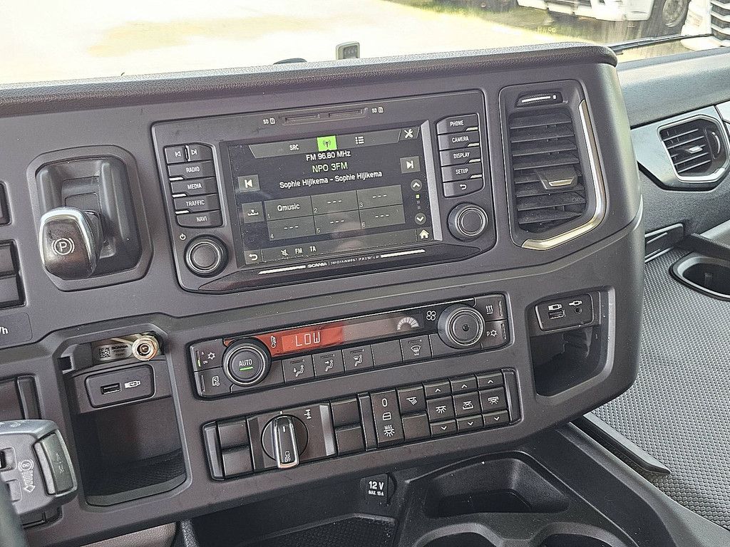 SCANIA R450