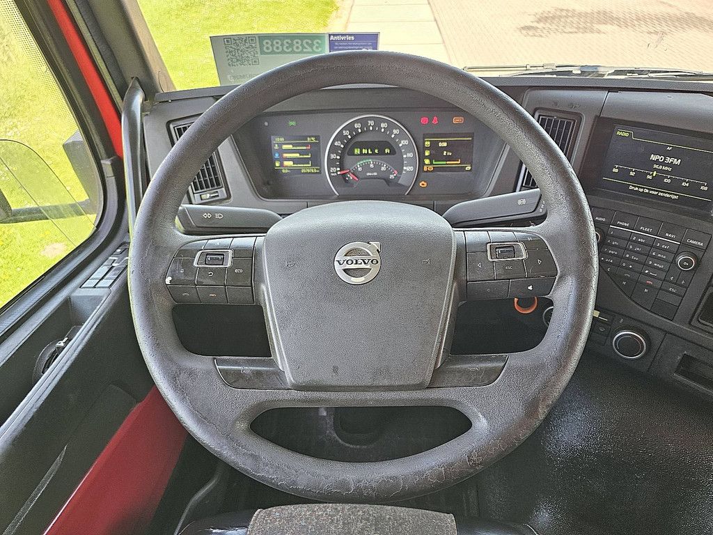 VOLVO FMX 370 steel kipper