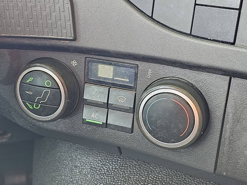 VOLVO FMX 370 steel kipper