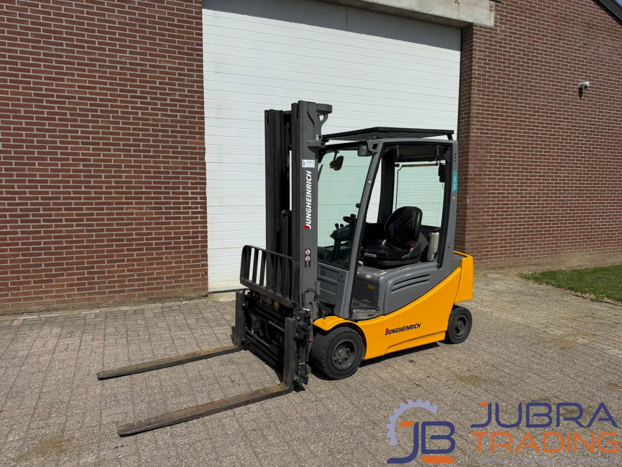 Jungheinrich EFG320 Elektro-Gabelstapler | 2019 | 8026Bh | 2T |