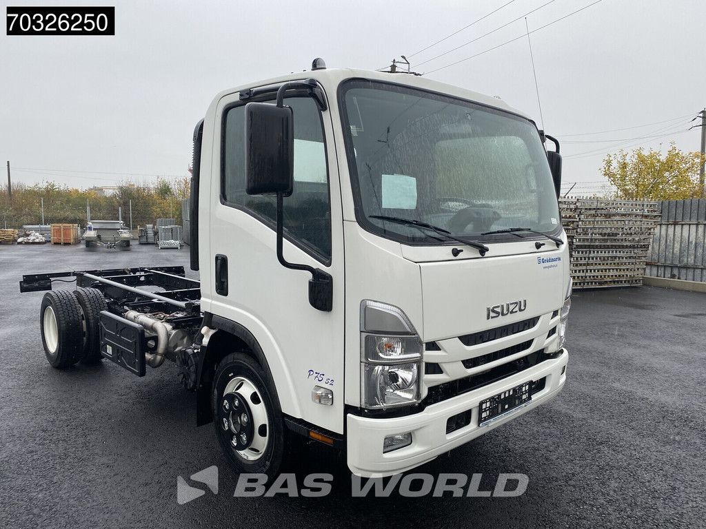 Isuzu P75 5.2 4X2 NEW! 7,5T Chassis 330cm Automatic Euro 6