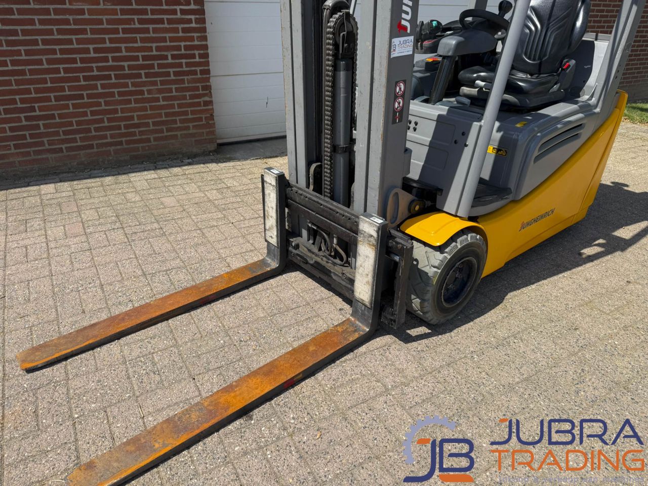 Jungheinrich EFG220 Elektrostapler | 2018 | 8530Bh | 2T | 4,6M