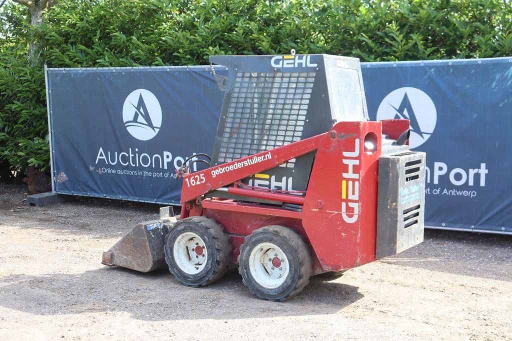 Schranklader Gehl SL1625 Diesel 2000
