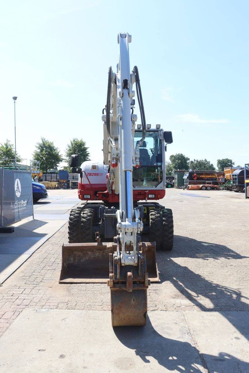 Radbagger Takeuchi TB295W Diesel 85kW 2021