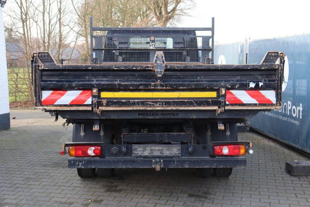 Vrachtwagen Kipper Mitsubishi Fuso Diesel 110kW 2019