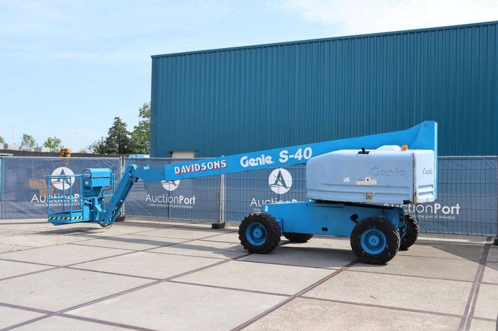 Genie S-45 Diesel Telescopic Boom Lift 15.7m 2001