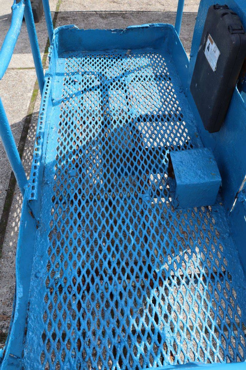 Genie S-45 Diesel Telescopic Boom Lift 15.7m 2001