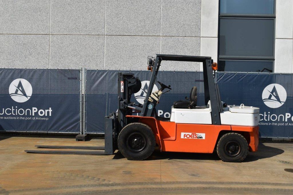 Forklift Nissan C9ZWGF03A40D Diesel 4000kg 1997