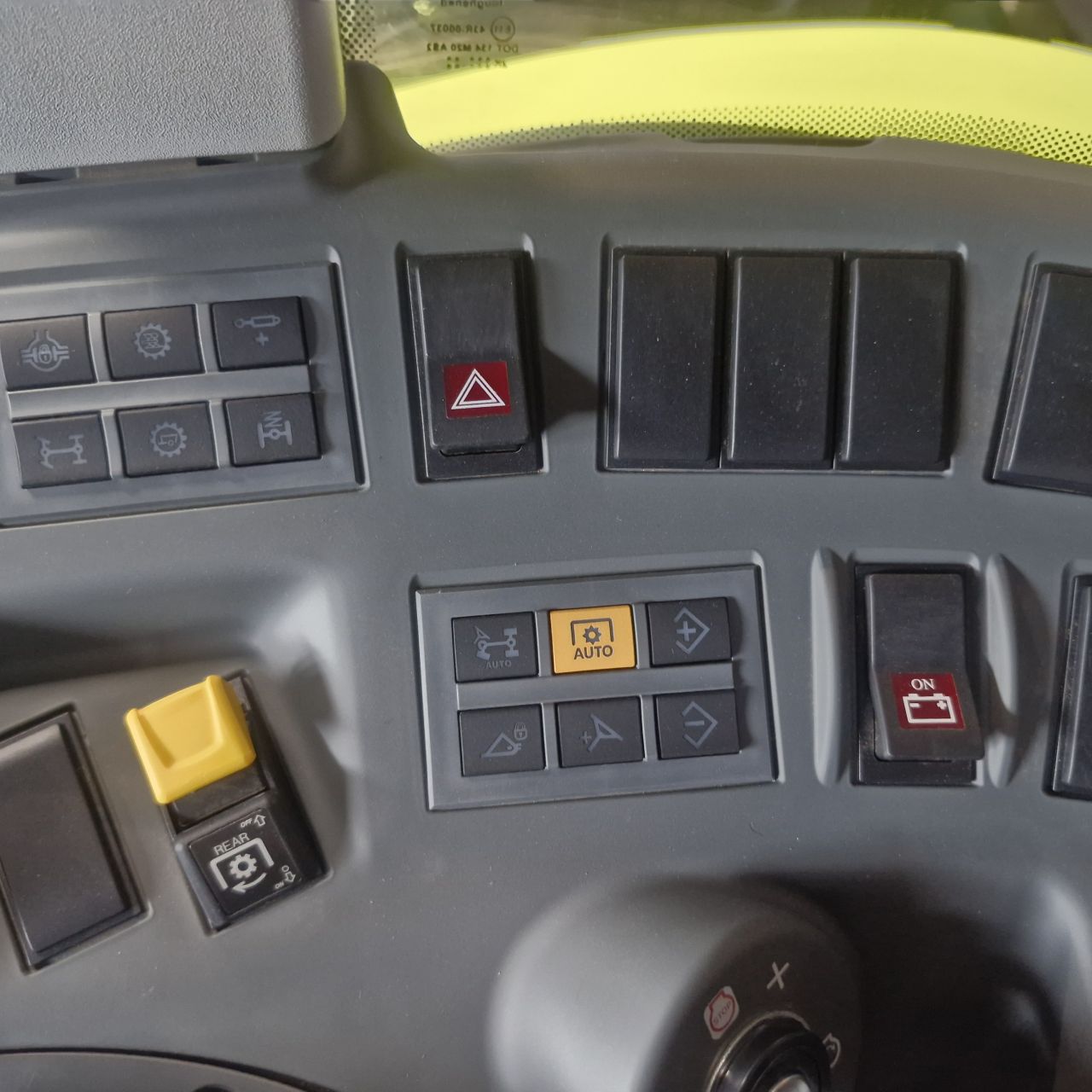 Claas Arion 410