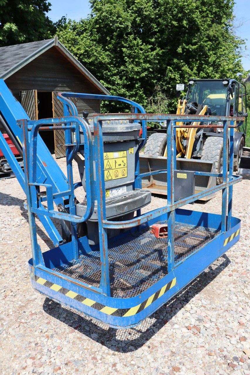 Telescopic boom lift JLG 460SJ Diesel 15.9m