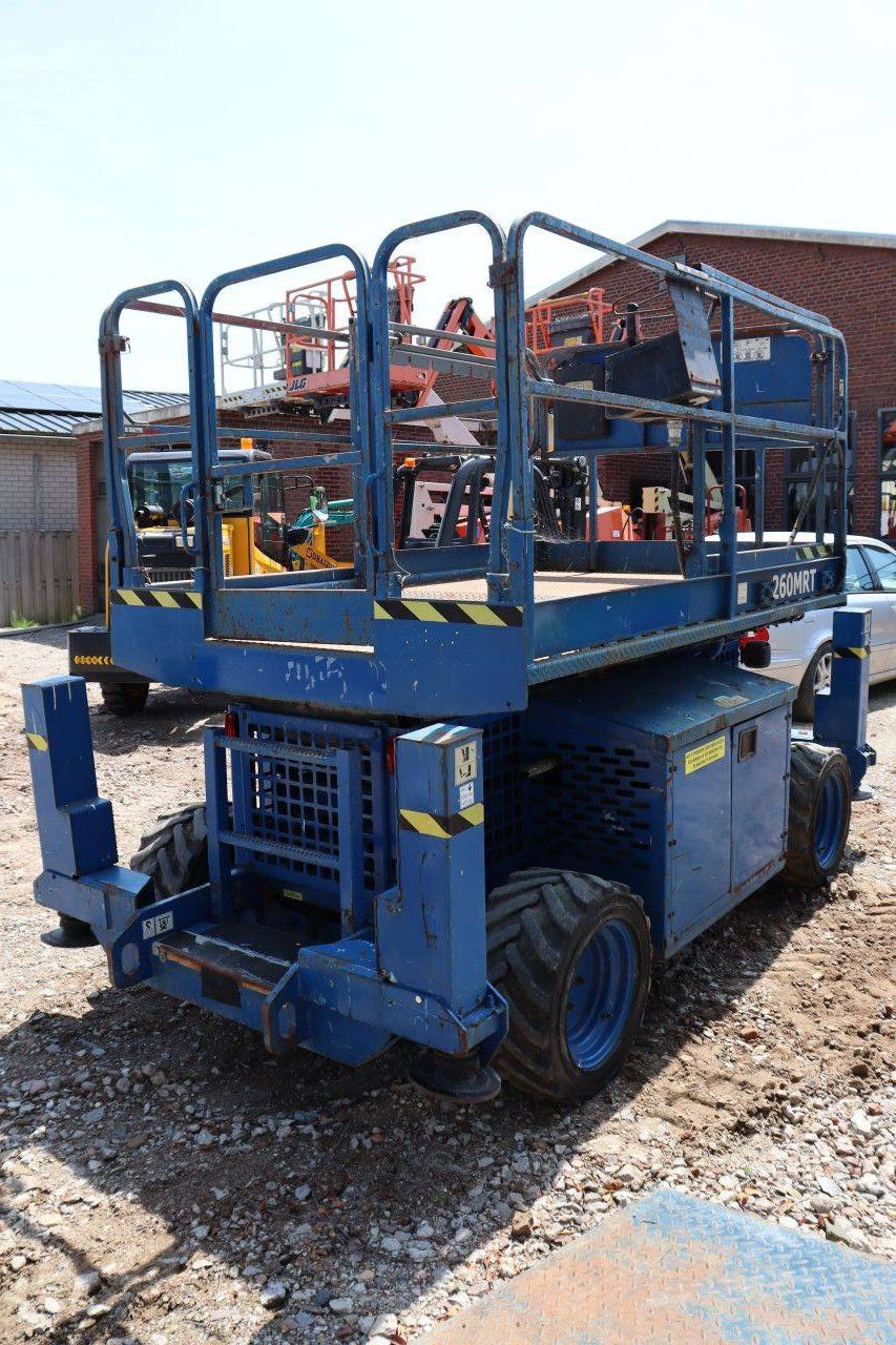 Scherenbühne JLG 260MRT Diesel 9,92 m 2008