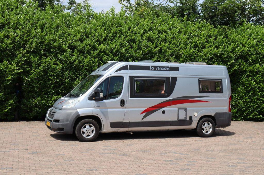 Mobilheim Camper La Strada Avanti L Diesel 120 PS 2008