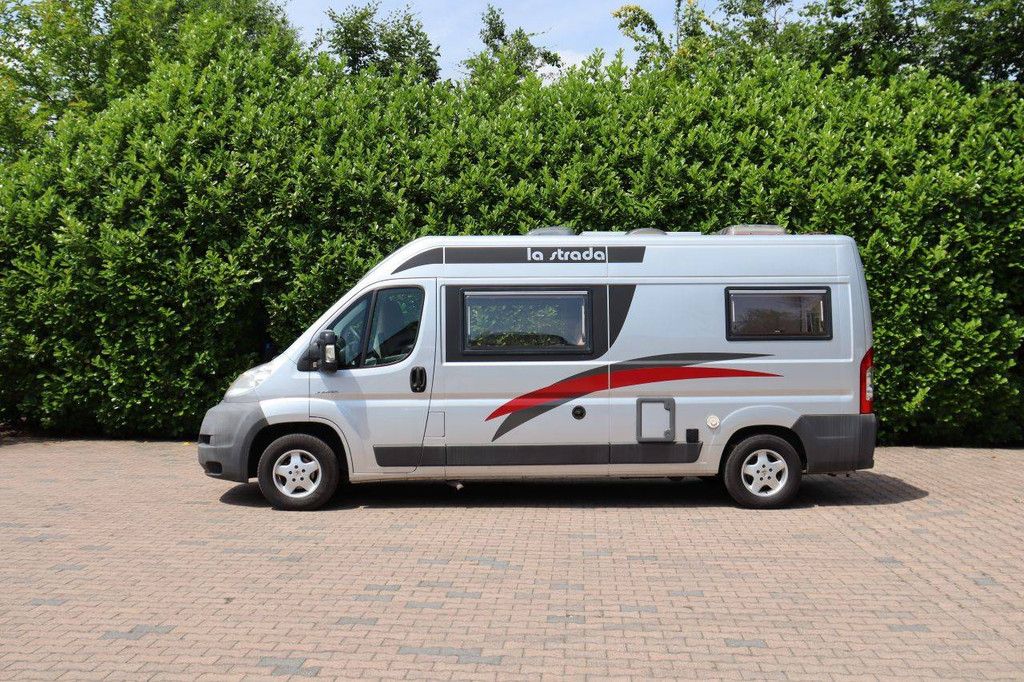 Mobilheim Camper La Strada Avanti L Diesel 120 PS 2008