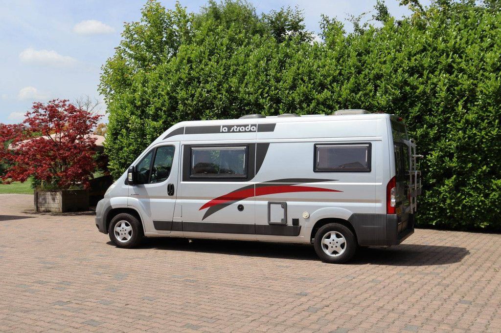 Mobilheim Camper La Strada Avanti L Diesel 120 PS 2008