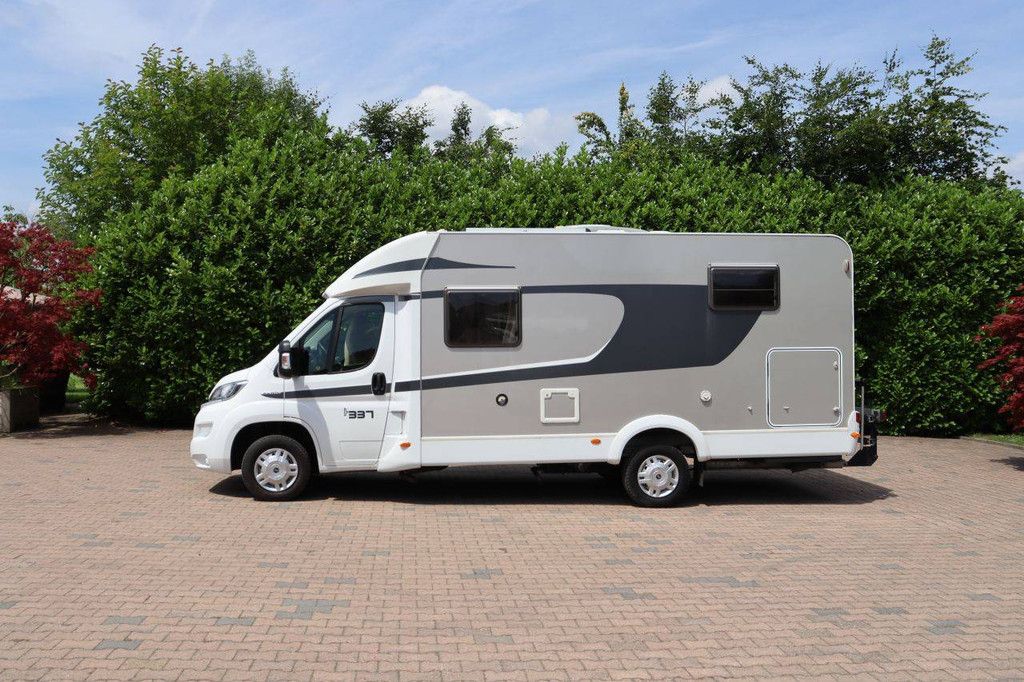 Mobilheim-Camper Capron T 337 Diesel 131pk 2015