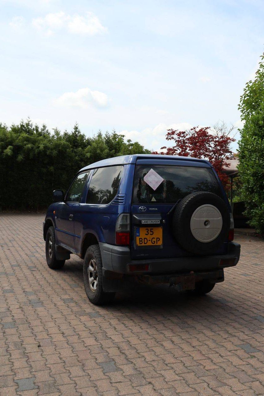 SUV Toyota Land Cruiser Diesel 163hp 2002