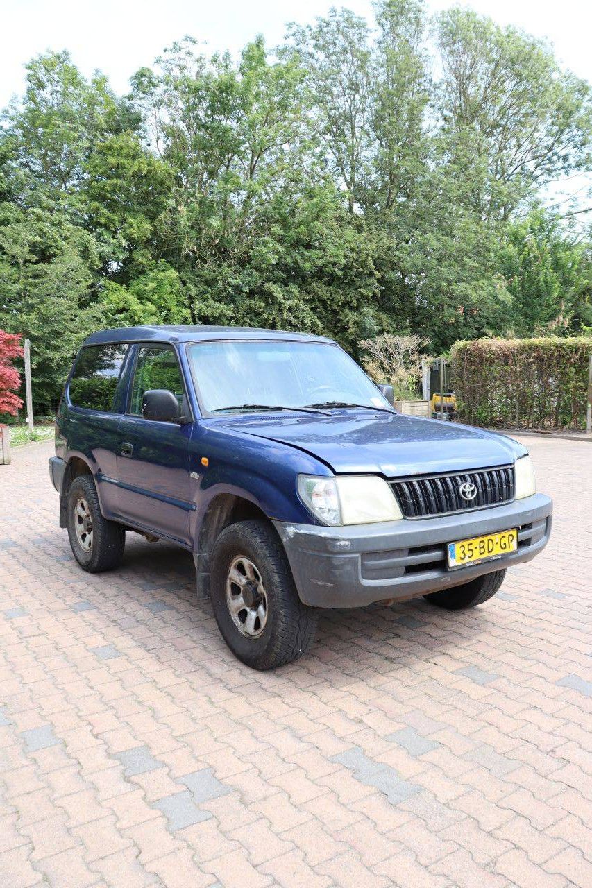 SUV Toyota Land Cruiser Diesel 163hp 2002