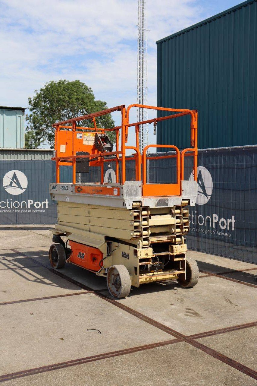 Scissor lift JLG 3246ES Electric 11.68m 2007