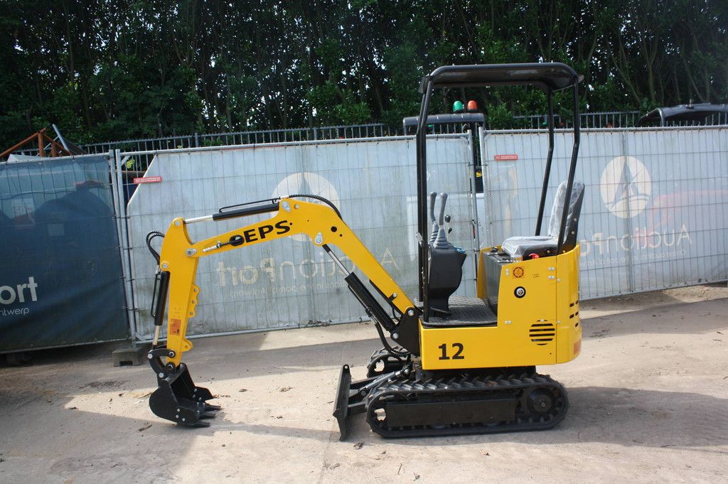 Neu: Nuoman NM-E12 Diesel-Minibagger, 7 kW