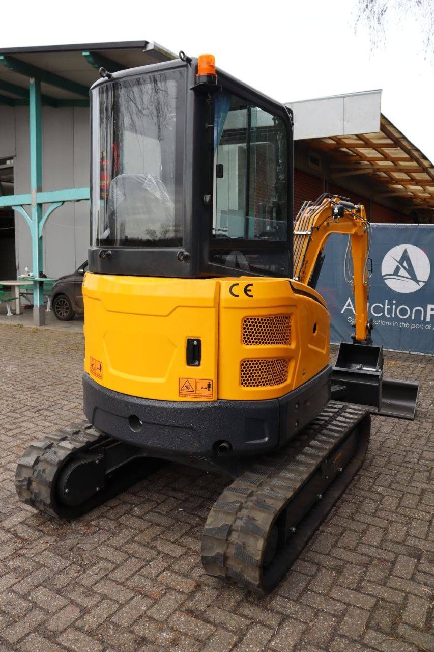 Landward XT25U Crawler Excavator Diesel 14kW 2025 New