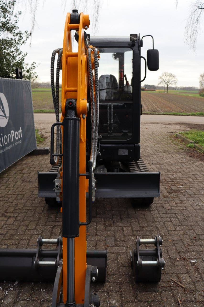 Landward XT25U Crawler Excavator Diesel 14kW 2025 New