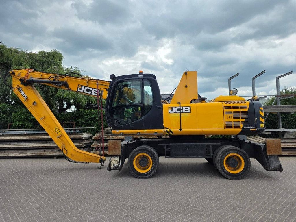Transfer crane JCB JS200WWMT4 Diesel 2015