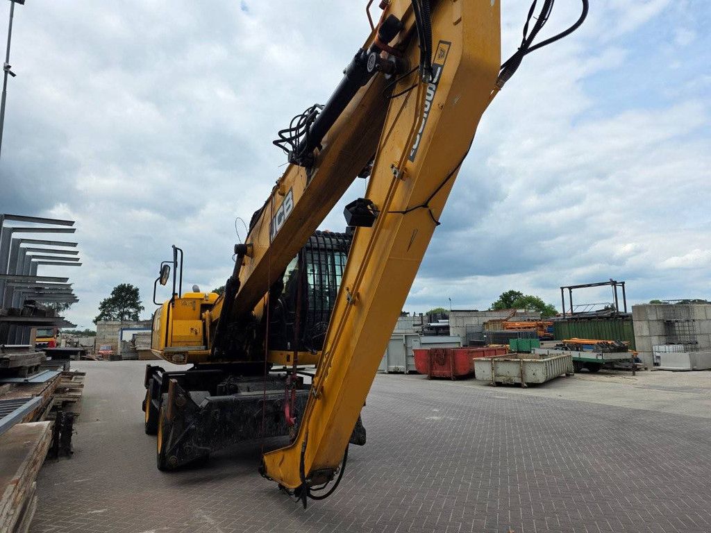 Transfer crane JCB JS200WWMT4 Diesel 2015