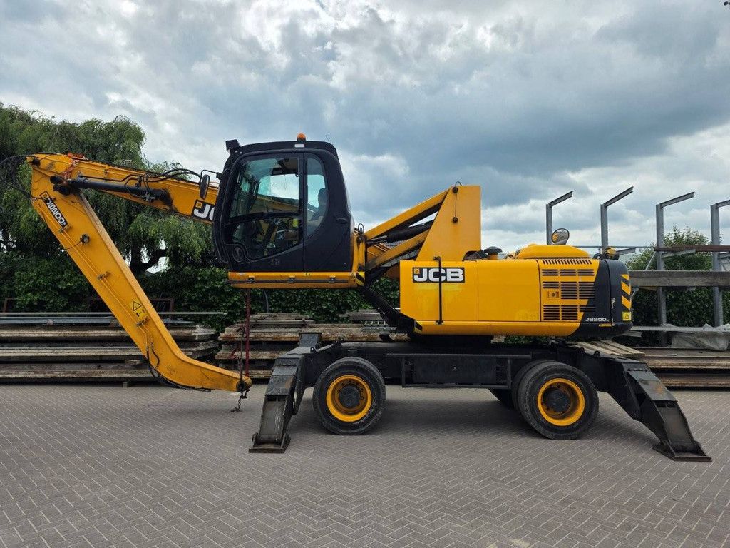 Transfer crane JCB JS200WWMT4 Diesel 2015