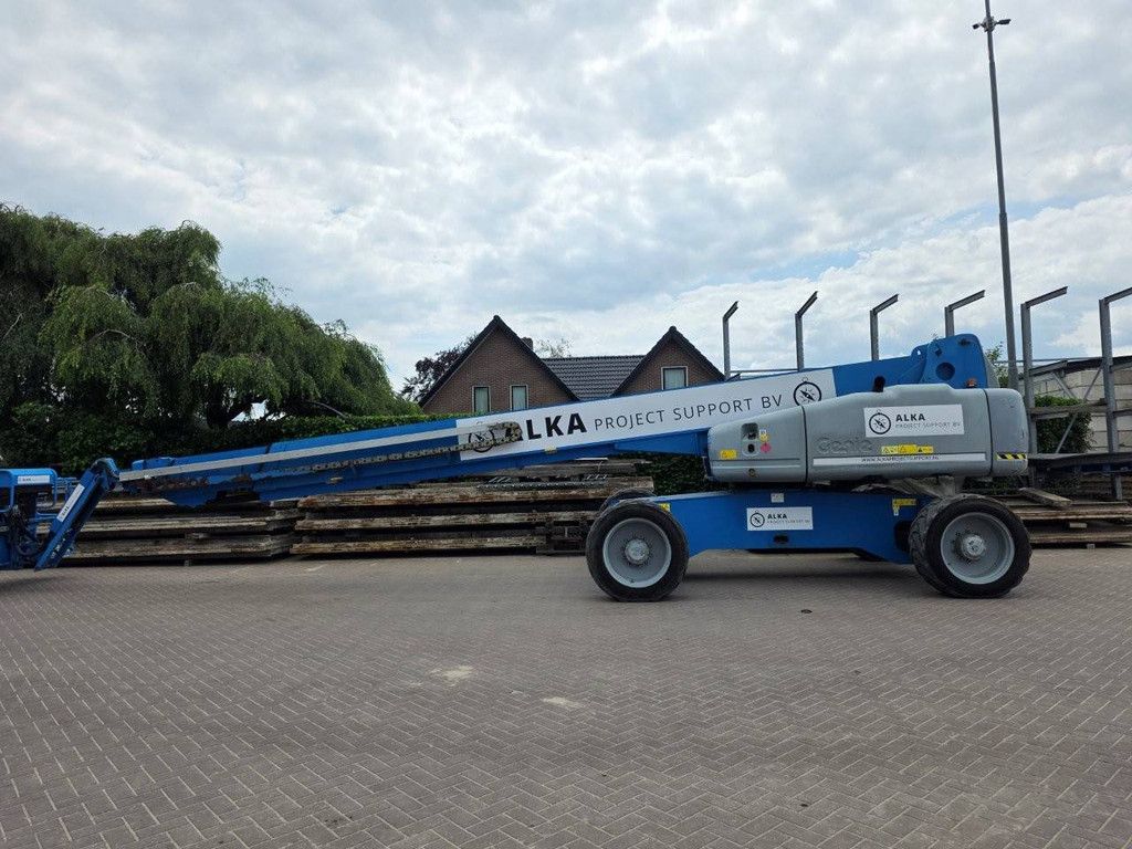 Telescopic boom lift Genie S-125 Diesel 227kg 40m 2014
