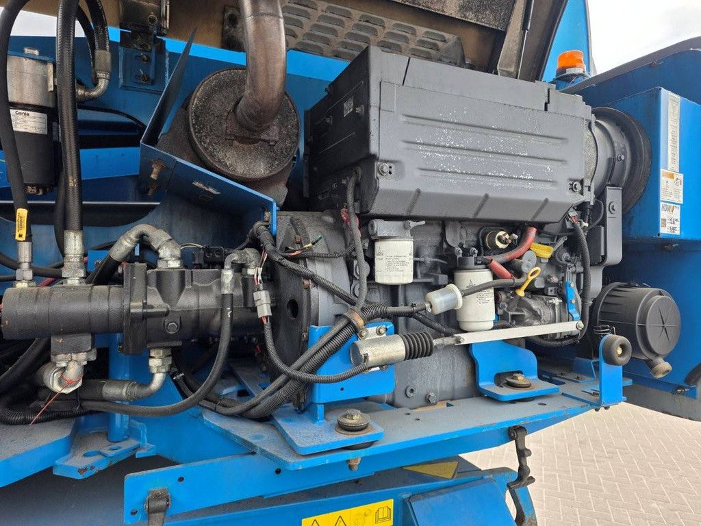 Telescopic boom lift Genie S-125 Diesel 227kg 40m 2014