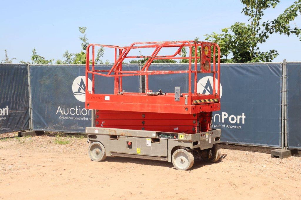 Scissor lift Haulotte COMPACT Electric 10m 2014