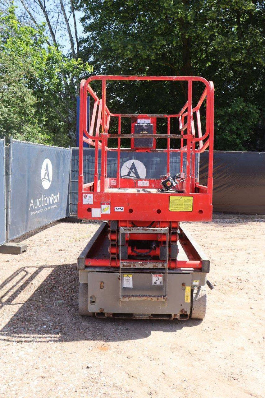 Scissor lift Haulotte COMPACT Electric 10m 2014
