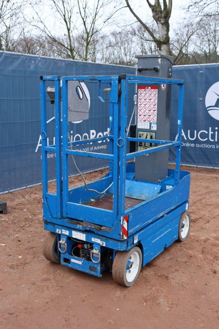 Skyjack SJ12 Electric Mast Lift 5.6m 2015
