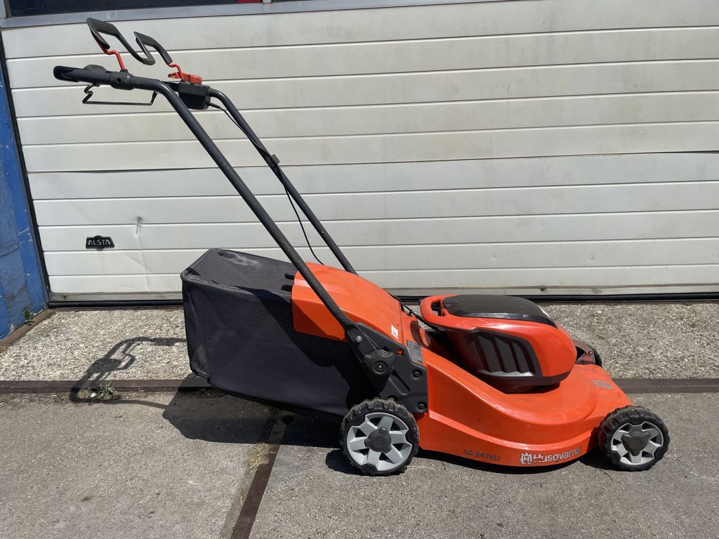 Husqvarna LC347VLI