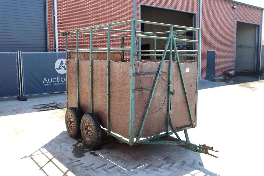 Agricultural trailer