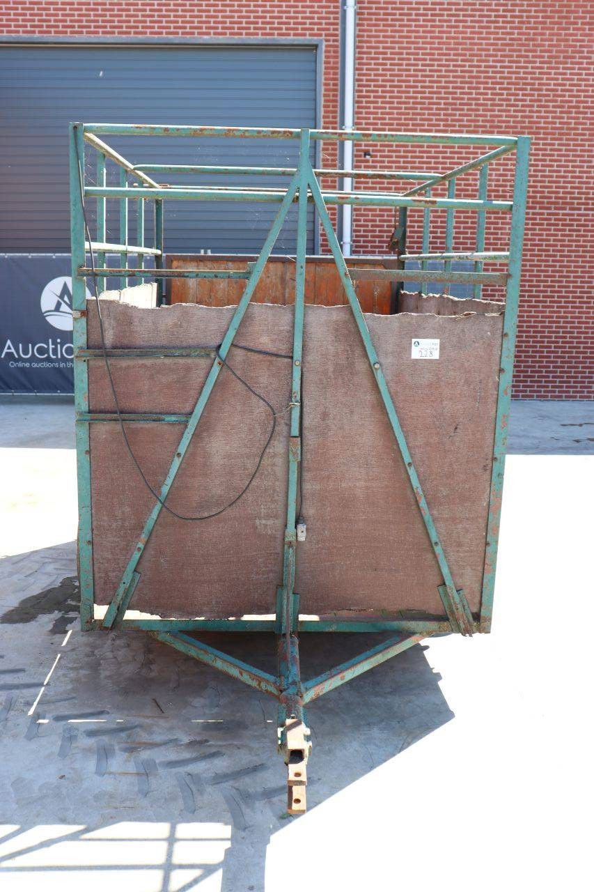 Agricultural trailer