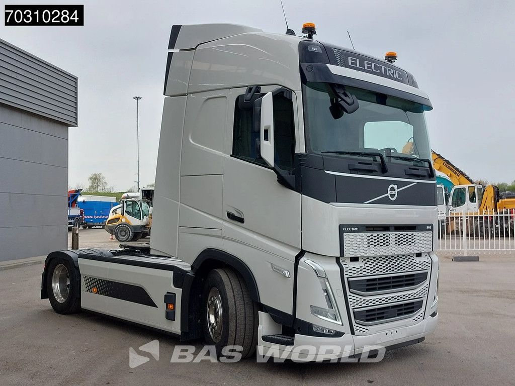 Volvo FH 490 4X2 490 kW - WLTP 300km - 540 kWh (6 batteries)