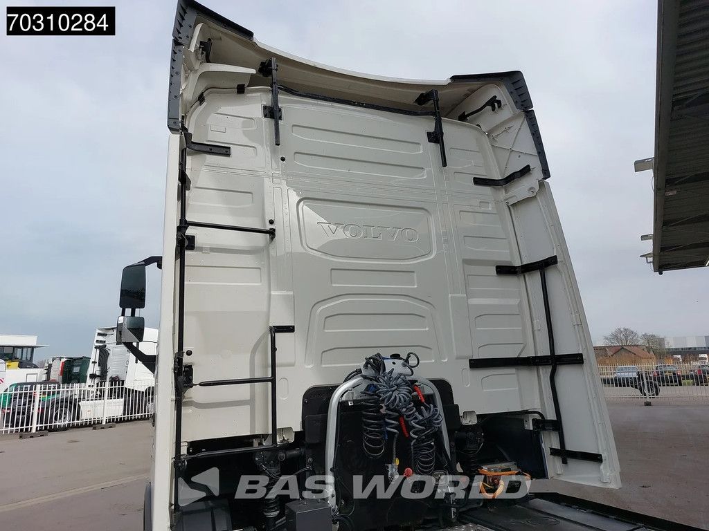 Volvo FH 490 4X2 490 kW - WLTP 300km - 540 kWh (6 batteries)