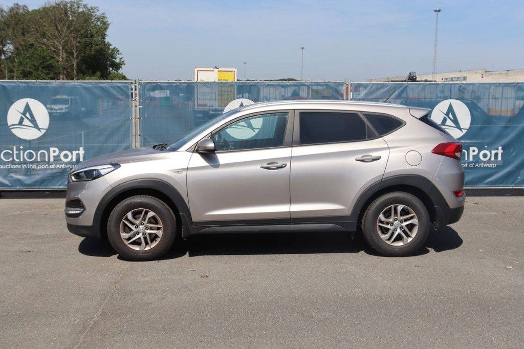 SUV Hyundai Tucson Petrol 132hp 2017 (Margin)