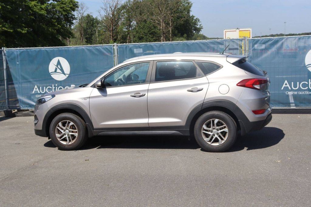 SUV Hyundai Tucson Petrol 132hp 2017 (Margin)